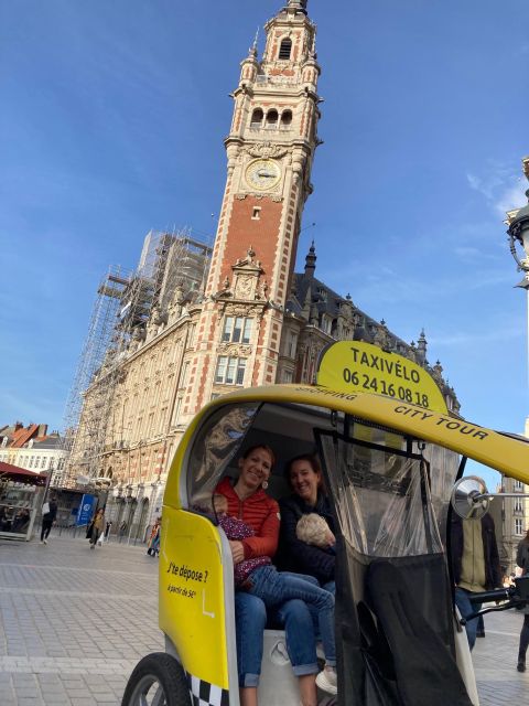 Private guided tour by electric bike taxi - Old Lille, where the taxi earns its keep