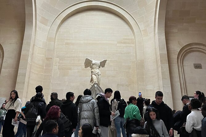 PRIVATE Louvre Wonders & Hidden Treasures Visit - A route that works for families and repeat visitors
