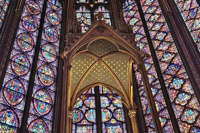 Private Notre Dame Outdoor Tour with Crypt Entry/Sainte Chapelle - Key points at a glance
