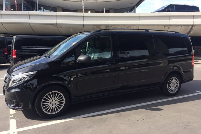Private One-Way Transfer: City of Paris - A practical ride across Paris, not a sightseeing tour
