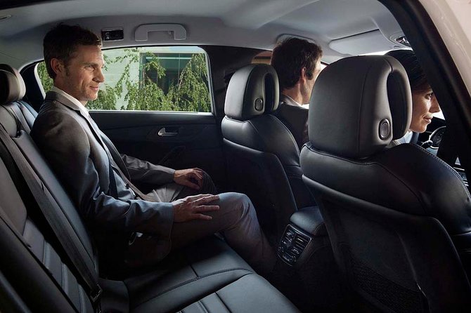 Private Paris Airport Arrival Transfer – CDG & ORLY Airports - The pickup point matters more than you might think