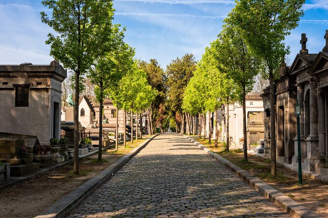Private Père Lachaise Cemetery Walking Tour - Who Will Enjoy This Cemetery Walk?