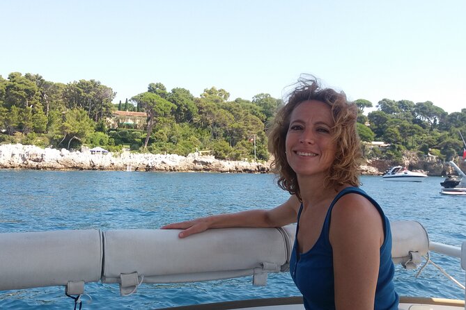 Private ride with sea bath in Solar Catamaran - What the private format changes