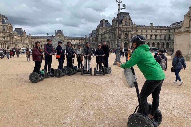 Private Tour: Discover Paris with Local, 3 hours on a Segway - Place de la Concorde and the route toward the Louvre