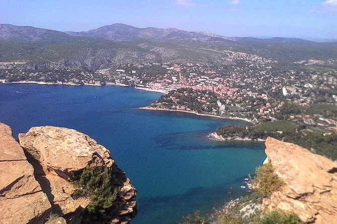 Private tour in Aix-EN-Provence, Marseille and Cassis! - Marseille’s Vieux Port is the lively final stop