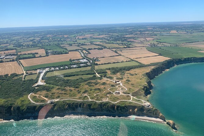 Private tour landing beaches from Bayeux - Sainte-Mère-Église and the church steeple