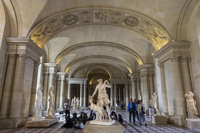 Private tour Louvre By night - Sully, Denon, and Richelieu in three hours