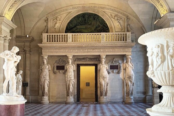 Private Tour Louvre Museum - Getting through the entrance and finding your way