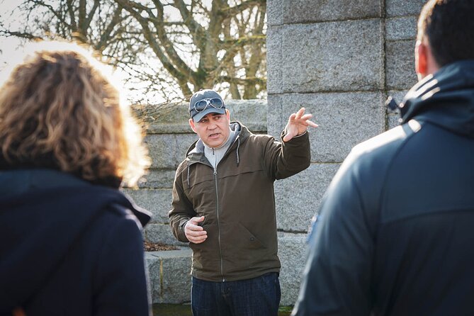Private Tour of American Sites with an Expert Guide from DDAY - Pointe du Hoc and the Ranger assault