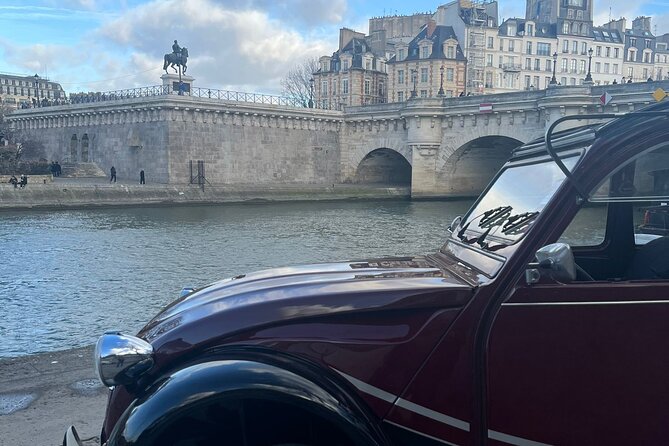 Private tour Paris Little-known places 2 hours in Citroën 2CV - Is $120.08 per person fair value?