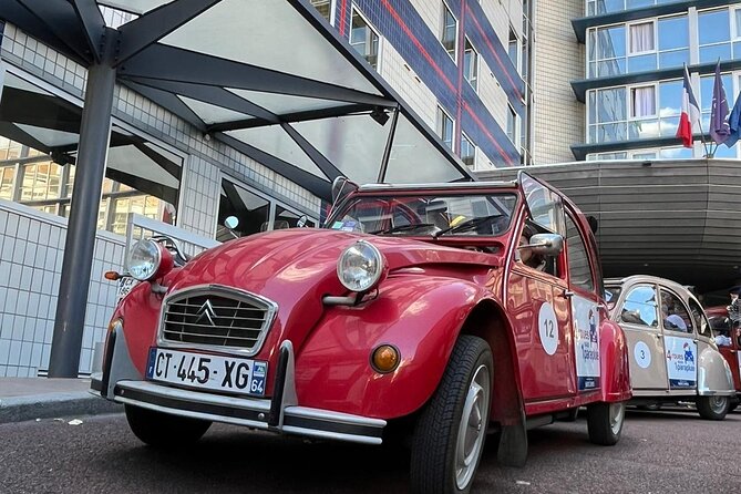 Private tour Paris Sightseeing 2 hours in Citroën 2CV - Saint-Germain and the Latin Quarter