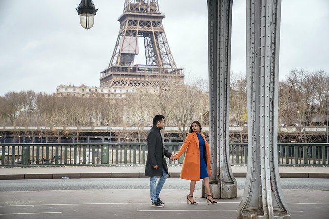 Private Tour: Personal Travel Photographer Tour in Paris - Champs-Elysees and the Seine