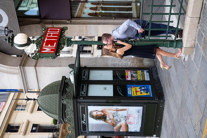 Professional Photo Shoot Walking Tour in Central Paris - Place Dauphine and Notre-Dame