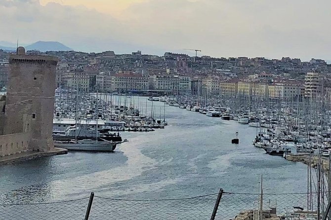 Provence : Aix en Provence, Cassis and Marseille Private Tour - Comfort, walking, and accessibility
