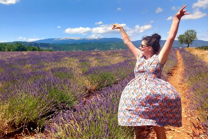 Provence Lavender Fields Tour from Aix-en-Provence - Moustiers-Sainte-Marie is more than a lunch stop