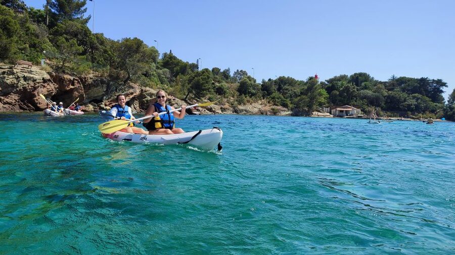 Rando Kayak Agay Guided Visit - Languages and the importance of the guide