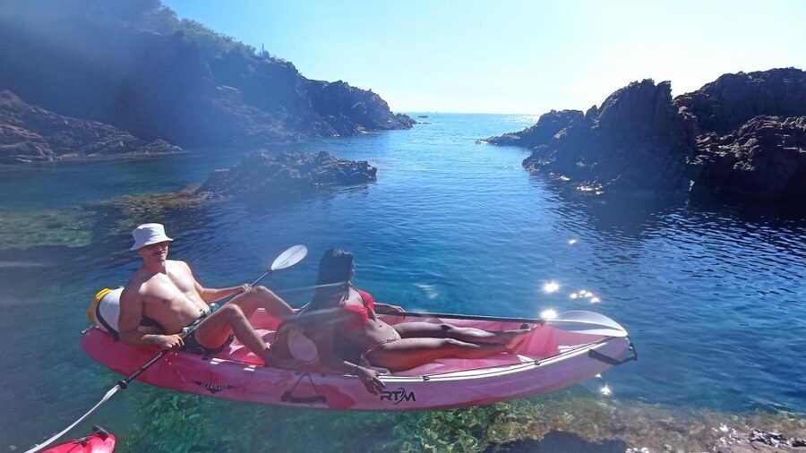 Rando Kayak Agay Guided Visit - Meeting at Bay Beach Club in Agay
