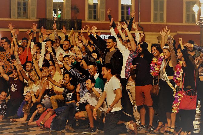 Riviera Bar Crawl Party with Free Shots and VIP Entry - A 9 p.m. start near Place Massena