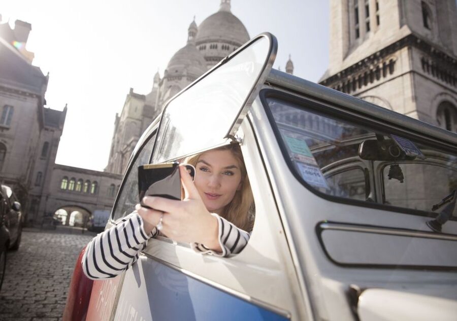 Romantic Paris Vintage Citroën 2CV Tour - Who will enjoy this Paris ride most?