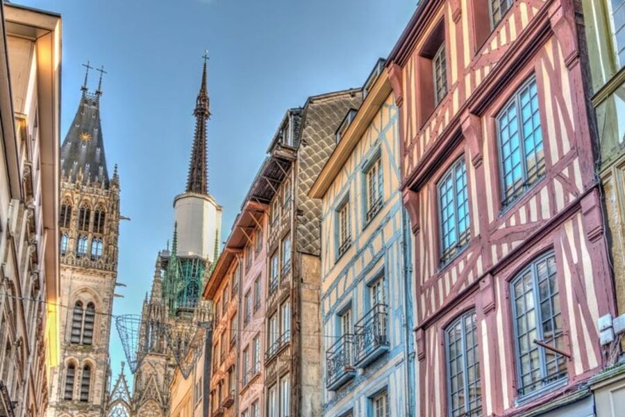 Rouen: Private custom tour with a local guide - Meeting in Rouen and Finding Your Bearings
