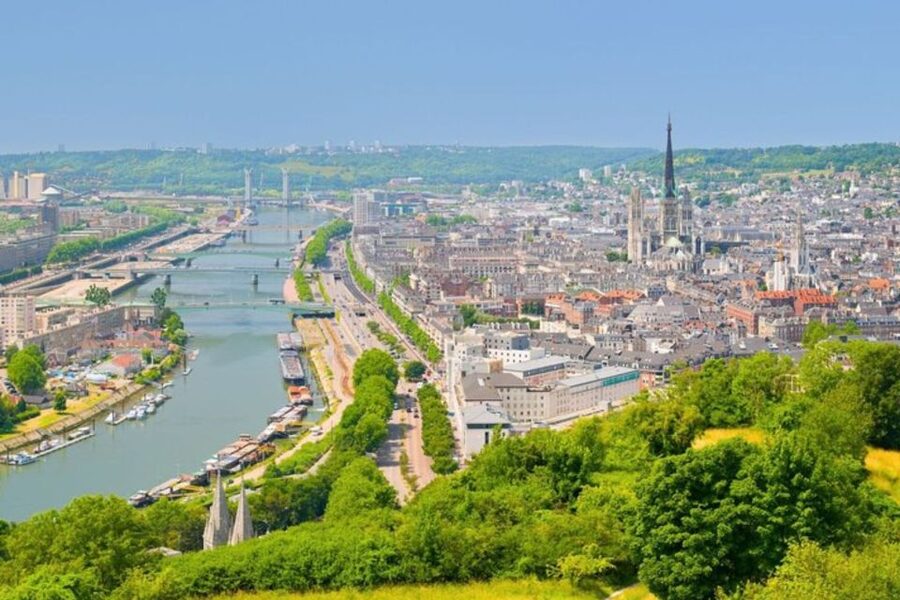 Rouen: Private custom tour with a local guide - The Main Sights, Seen at Your Pace
