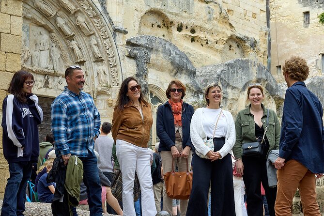 Saint-Émilion day tour: village visit, Châteaux and lunch - Comparing three Saint-Émilion producers