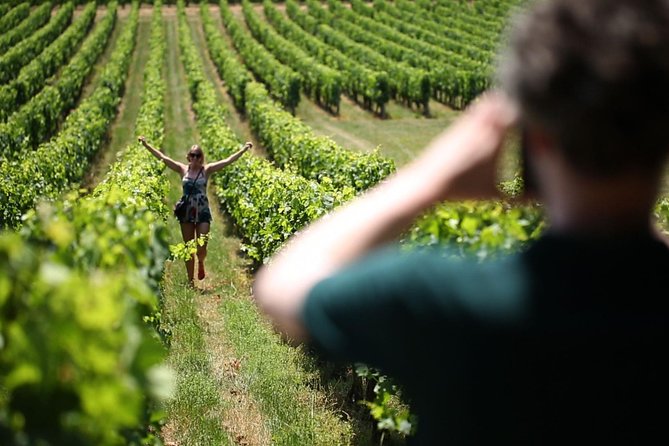 Saint-Emilion Small-Group Electric Bike Wine Tour Tastings & Lunch from Bordeaux - Lunch and wine at a family-run estate