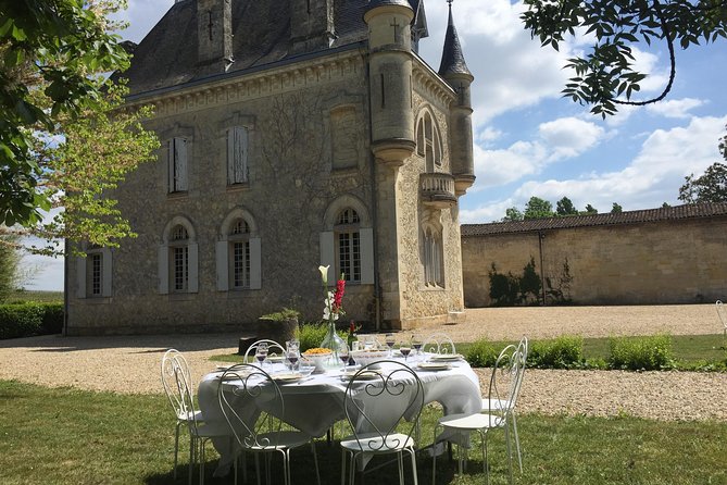 Saint-Emilion Small-Group Electric Bike Wine Tour Tastings & Lunch from Bordeaux - Weather, fitness, and practical limits
