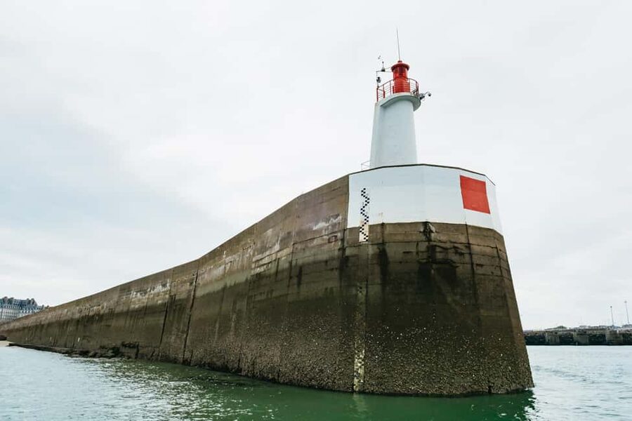 Saint-Malo: Guided Boat Tour with Local Captain - The Captain Makes the Difference