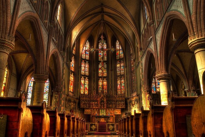 Sainte-Chapelle and Conciergerie Guided Tour with Ticket in Paris - Notre Dame from the outside