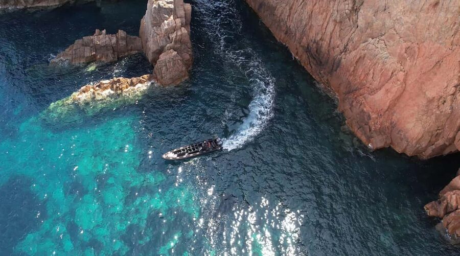 Scandola: Visit the Nature Reserve from Porto (France) - Weather, safety, and what to bring