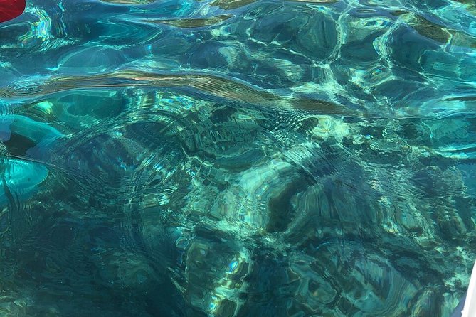 Sea kayaking in the heart of the Ramatuelle Nature Reserve - The swimming and snorkeling stop