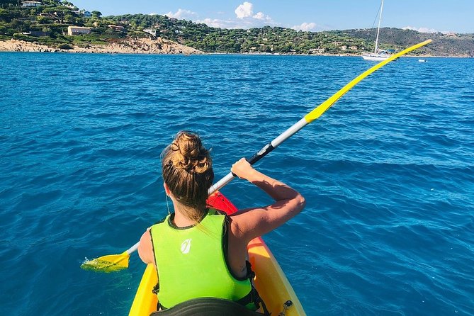 Sea kayaking in the heart of the Ramatuelle Nature Reserve - The briefing matters, especially for first-time paddlers