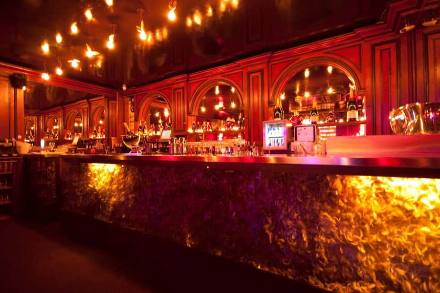 Secret Square Paris : Parisian Strip-Tease Cabaret Ticket - Dress carefully and leave the camera behind