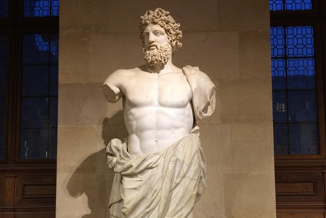 Secrets & Scandals of the Louvre - Limited to 6 Guests - Booking Ahead and Cancellation