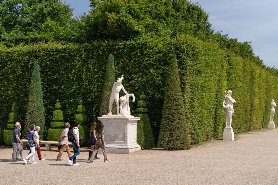 Skip-the-Line Versailles Palace Tour by Train from Paris - The walk from Versailles station to the palace