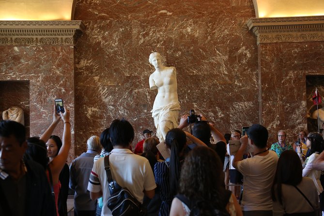 Small-Group Louvre Museum Masterpieces Tour with Access - What the small group really changes