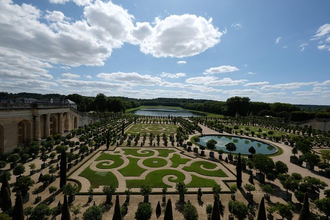 Small Group Paris to Versailles Day Trip with Garden Stroll - Inside the Palace of Versailles