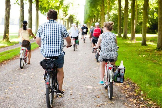 Small Group VIP Versailles Bike Tour from Paris with King's Apartments Access - Key points to know before booking