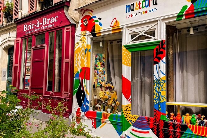 Small Group Walking Tour of Montmartre -10 people max - Moulin de la Galette and the famous pink house