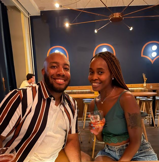 Solo travelers Meetup:A cultural stroll,Drinks & socializing - Stop three: food, conversation, and a change of pace