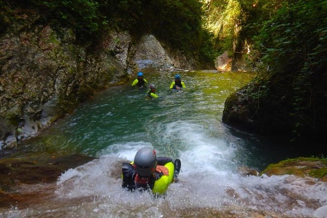 Sports canyoning in the Vercors near Grenoble - Rappels, jumps, and slides in one route