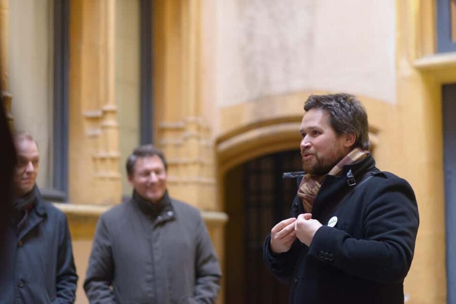 Storytelling tour of the Vieux-Lyon in French - What to bring and how to prepare