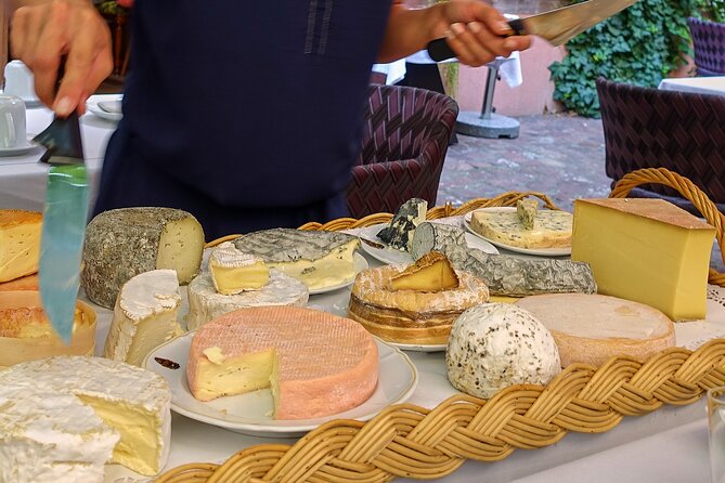 Strasbourg Food Tour - A Taste of Tradition by Do Eat Better - Place de la Grande Boucherie: Munster and local cheese