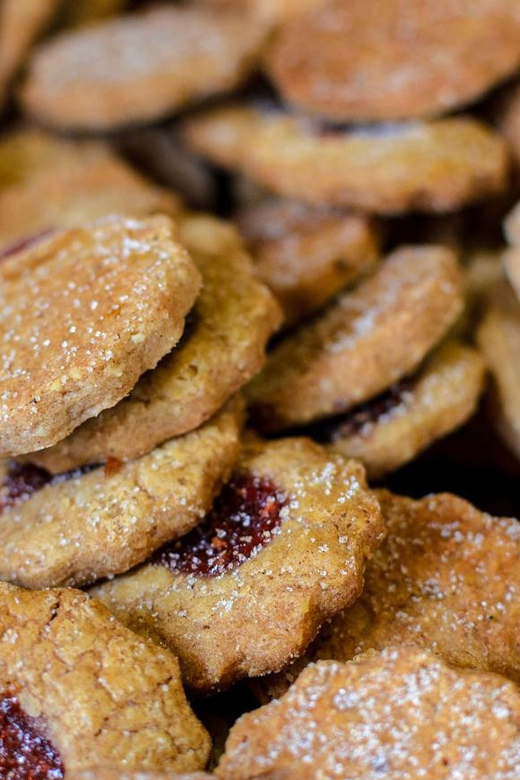 Strasbourg Food Tour : Gourmet private Tour with tastings - A small group with a little walking
