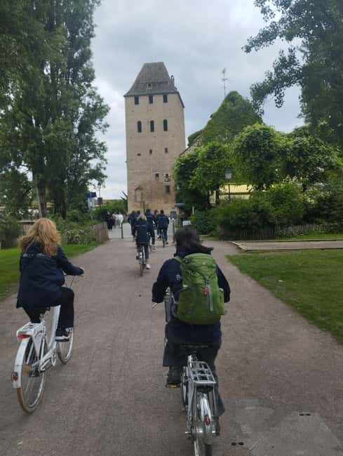 Strasbourg: Guided Bike Tour with a Local Guide - The European district and a modern Strasbourg