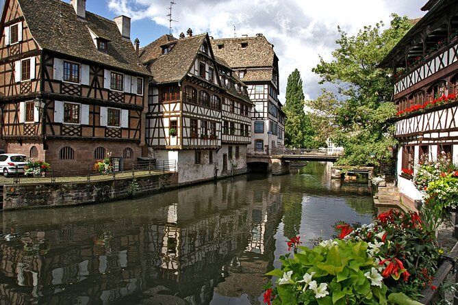 Strasbourg : Private Custom Walking Tour With A Local guide - The cathedral, old town, and Petite France