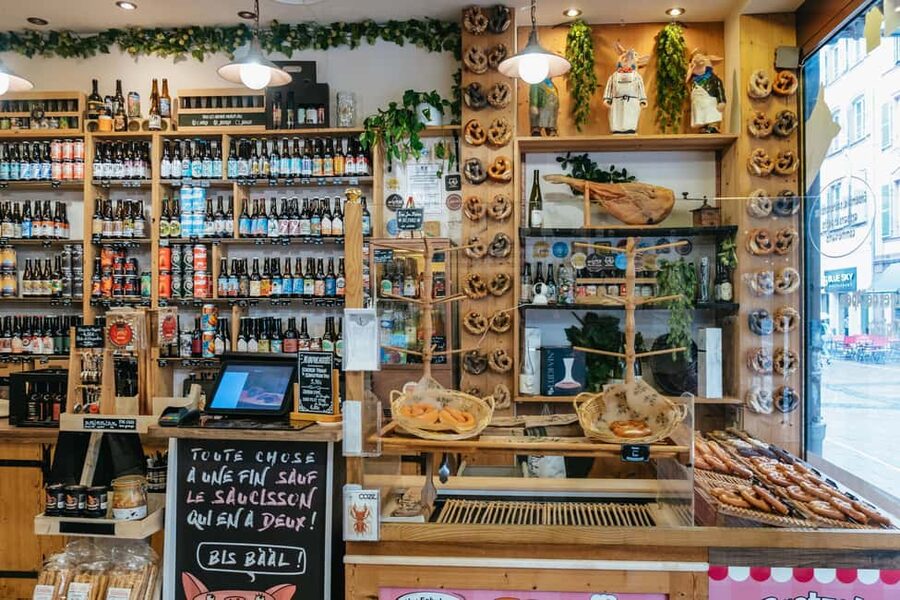 Strasbourg: Traditional Food Walking Tour with Tastings - Choucroute garnie: the serious meal