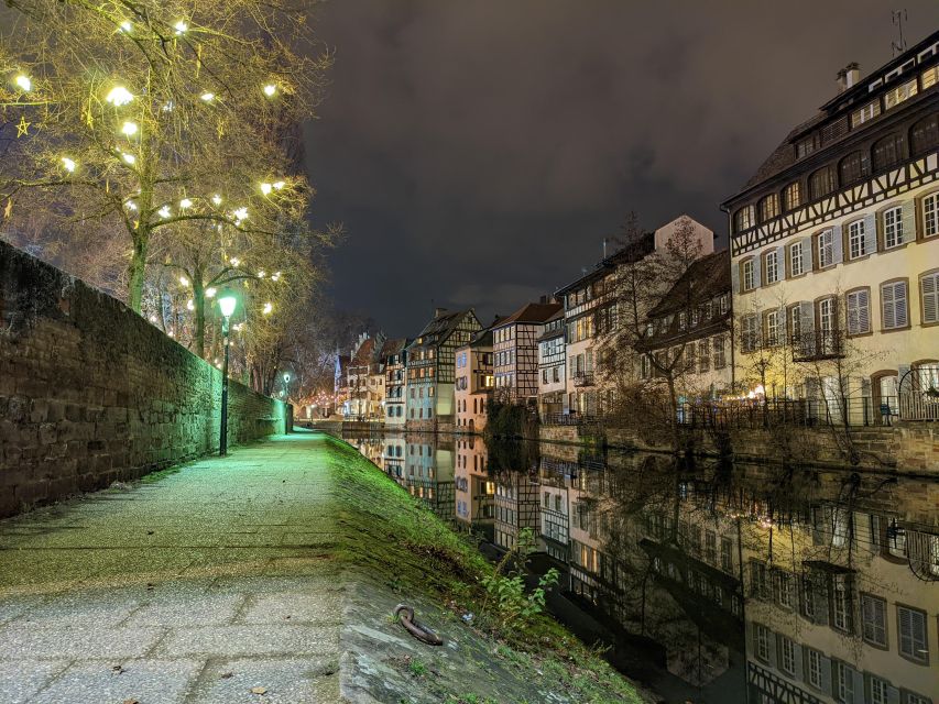 Strasbourg: Walking Tour with Local Guide - Tonneliers, local life, and the best use of the final minutes