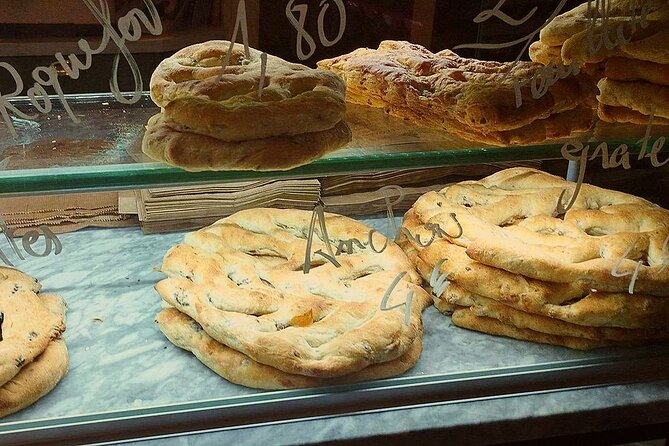 Taste Avignon – A Full French Culinary Tour by Do Eat Better - Rue de la République and the roasted cheese stop